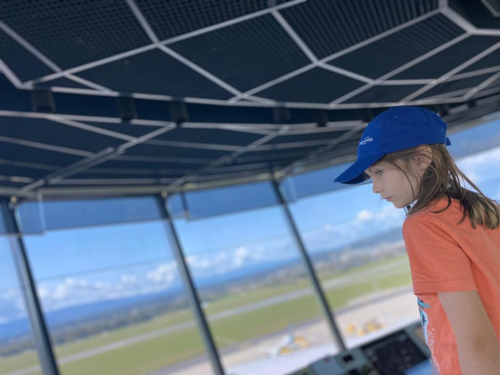 make-a-wish-oesterreich-herzenswuensche-wunschkind-erfuellt-Julian-5 make-a-wish-oesterreich-herzenswuensche-wunschkind-erfuellt-Julian-5