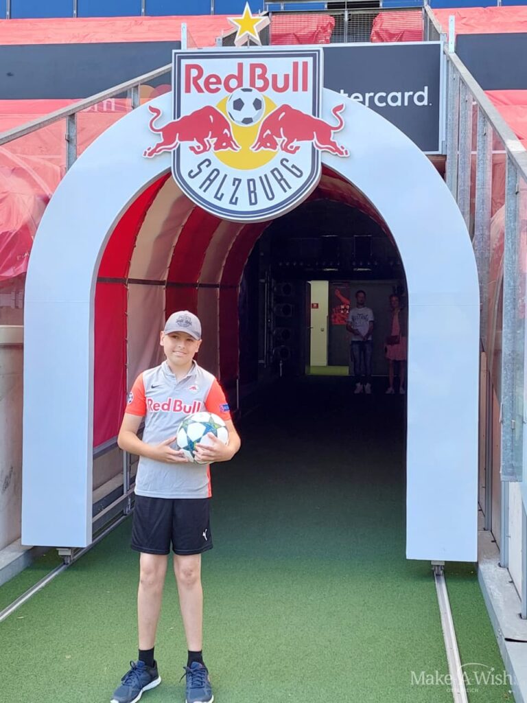 make-a-wish-oesterreich-herzenswuensche-wunschkind-erfuellt-Michael-2 make-a-wish-oesterreich-herzenswuensche-wunschkind-erfuellt-Michael-2
