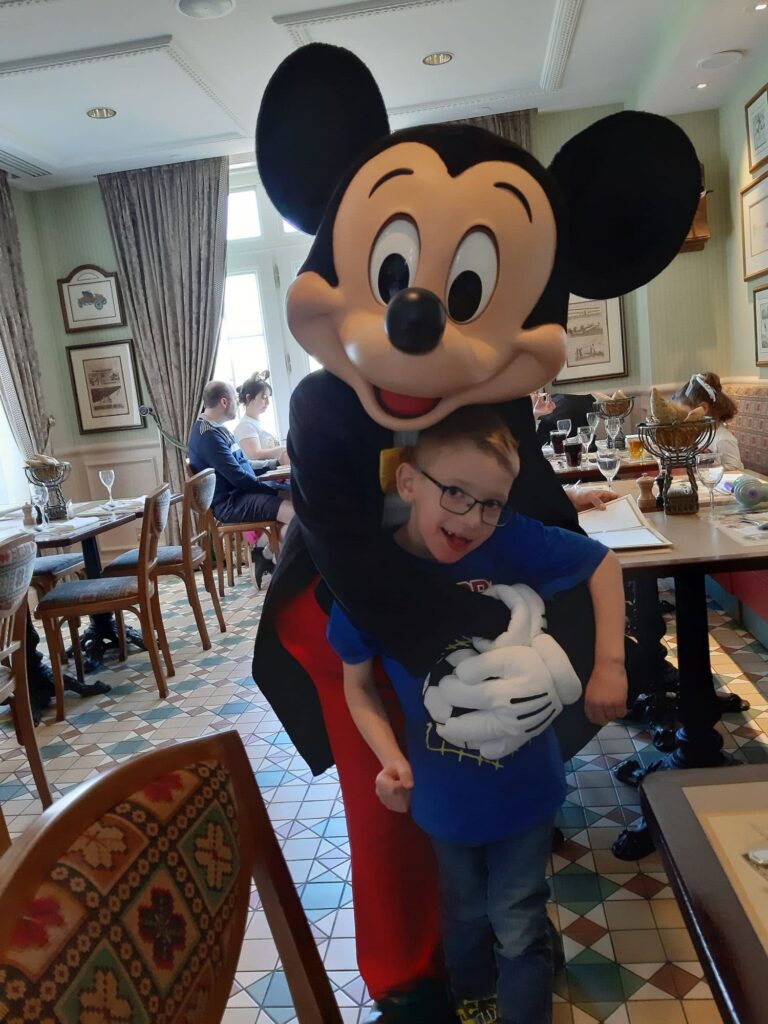 make-a-wish-oesterreich-herzenswuensche-wunschkind-erfuellt-Stefan-2 make-a-wish-oesterreich-herzenswuensche-wunschkind-erfuellt-Stefan-2