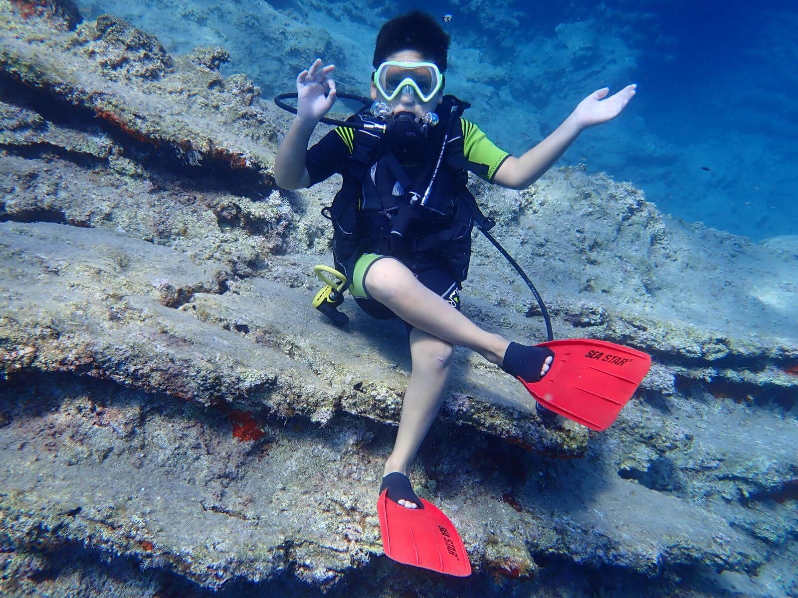 make-a-wish-oesterreich-reisen-emir-urlaub
