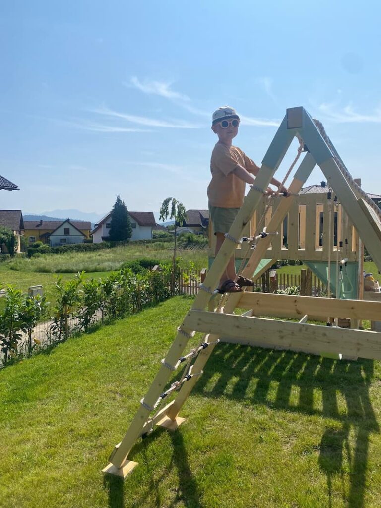 make-a-wish-oesterreich_erfuellte-herzenswuensche_henrik_spielhaus _07