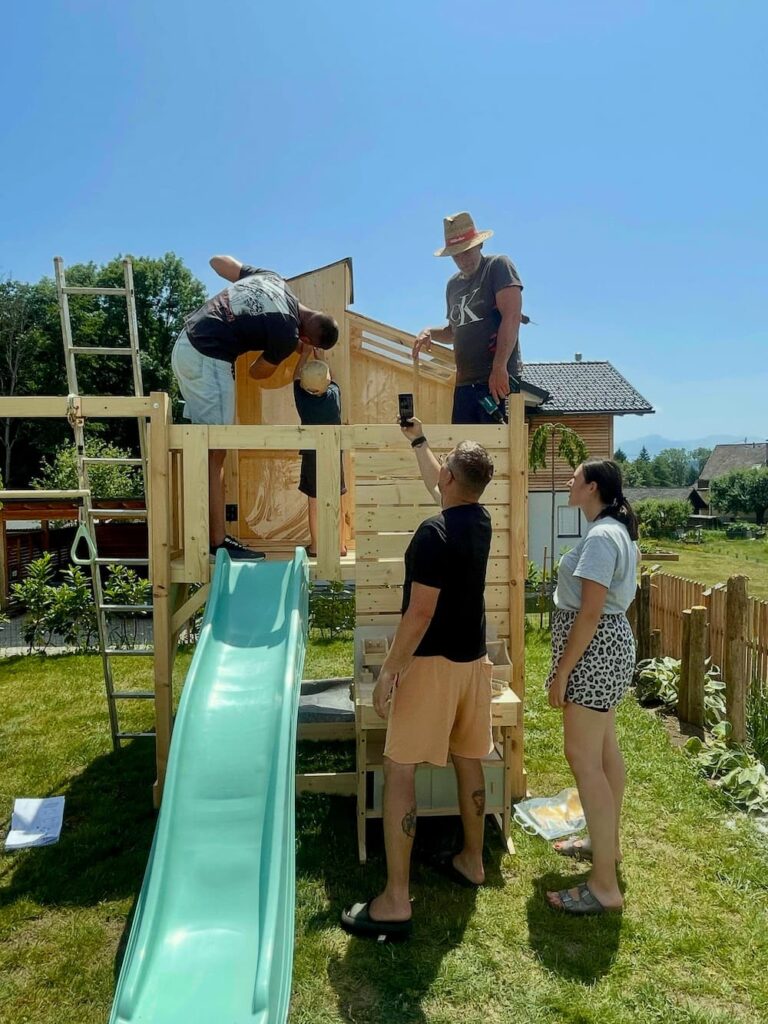 make-a-wish-oesterreich_erfuellte-herzenswuensche_henrik_spielhaus _08