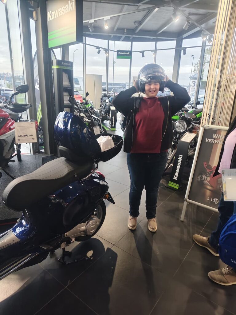 make-a-wish-oesterreich_erfuellte-herzenswuensche_amely_vespa_04 Amely Vespa