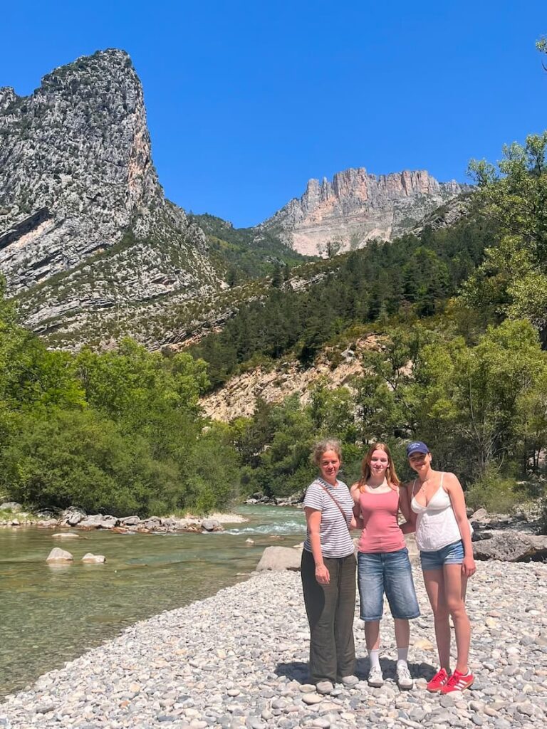 make-a-wish-oesterreich_erfuellte-herzenswuensche_lmola_nizza_02 Imola’s Reise an die Côte d‘Azur